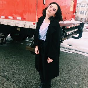 Meet your Posher, Madeline